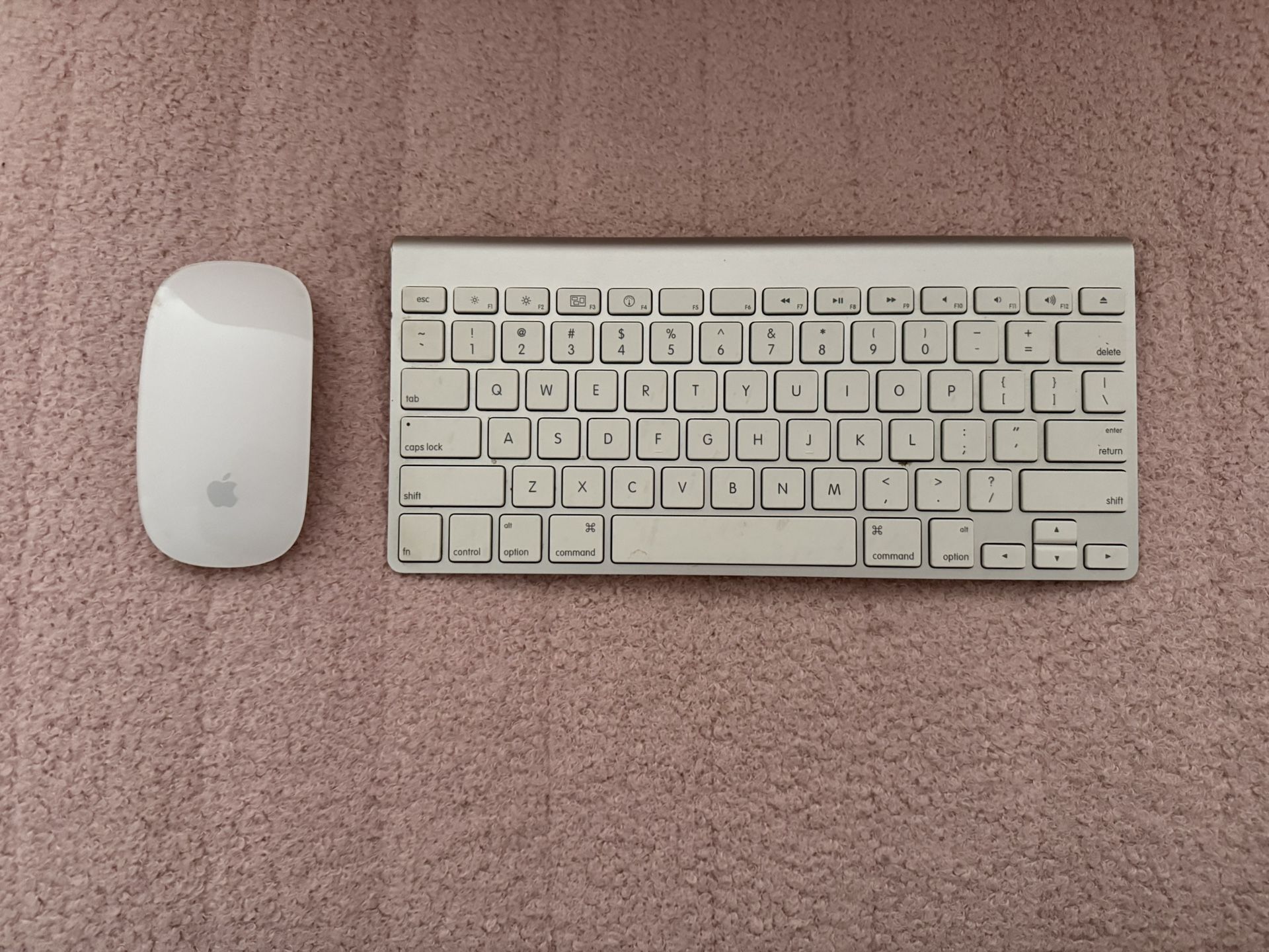 Apple Keyboard And Mouse 