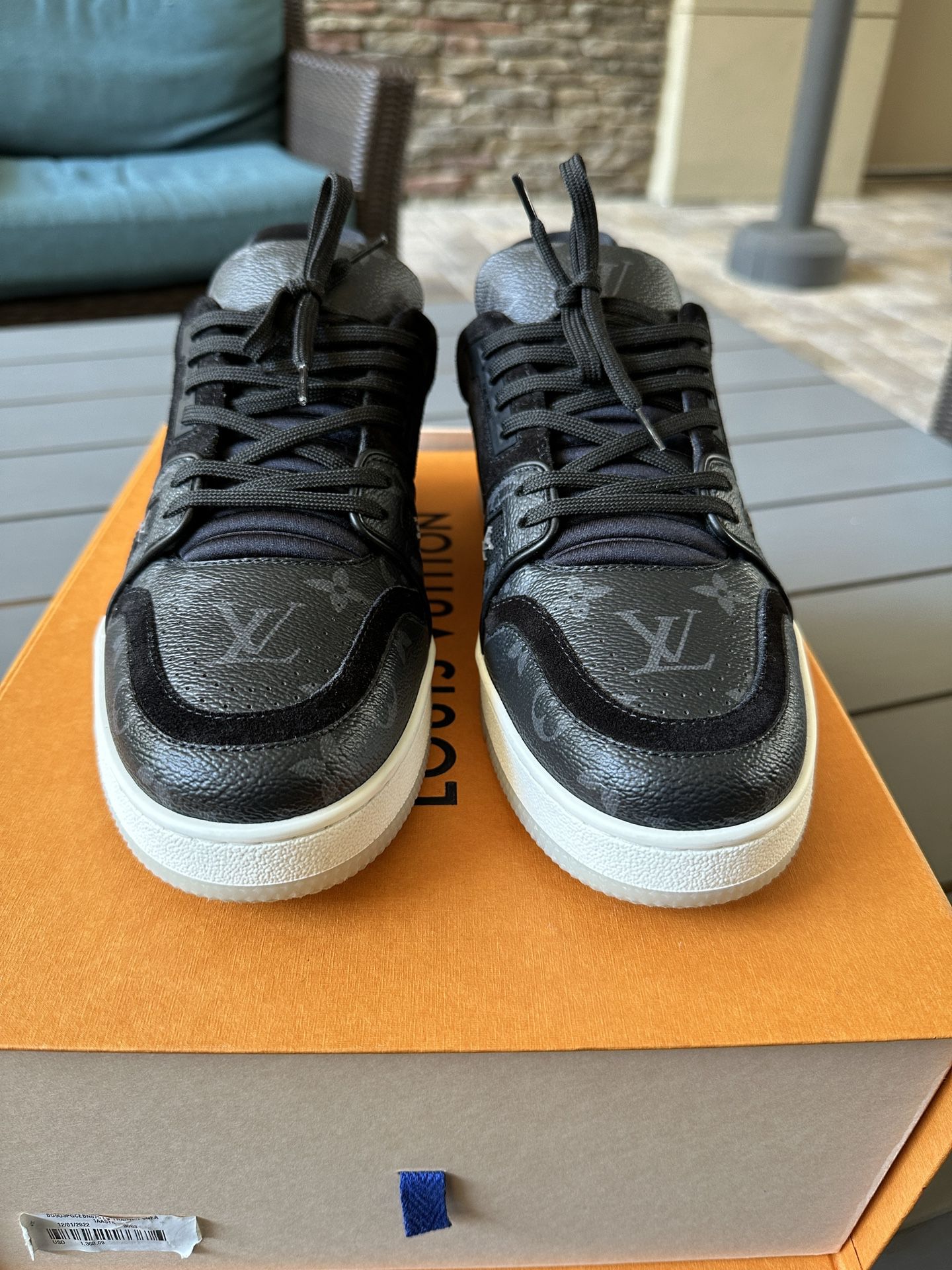 Authentic Louis Vuitton Mens High Top Sneakers Size 8.5 for Sale in  Atlanta, GA - OfferUp
