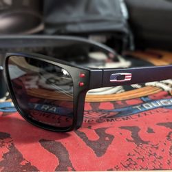 Oakley Holbrook American Flag 