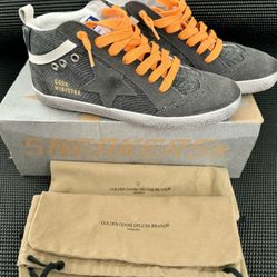 Women’s Golden Goose Mid Star Sz. 38