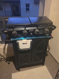Brand NEW Royal Gourmet tabletop BBQ and Griddle