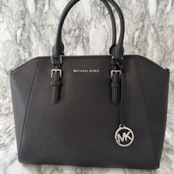 Michael Kors Ciara Large Top Zip Satchel - Black