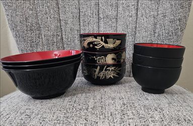 Set of 9 Japanese Style Lacquerware
Bowls (Red & Black) - Excellent
Condition