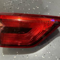 2016 Kia Sportage Right Tail Light 92401-d90