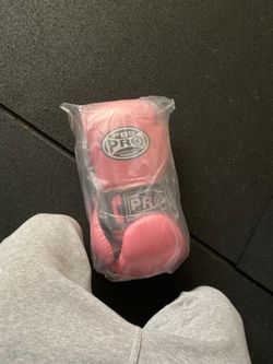 Pink pro boxing gloves 8oz