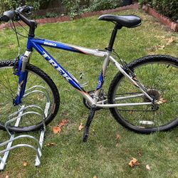 Trek 820 Mountain Bike Size 26