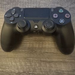 PS4 Controller 