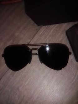 Runner brand sunglasses