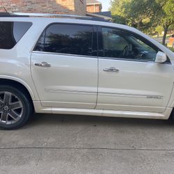 2012 GMC Acadia