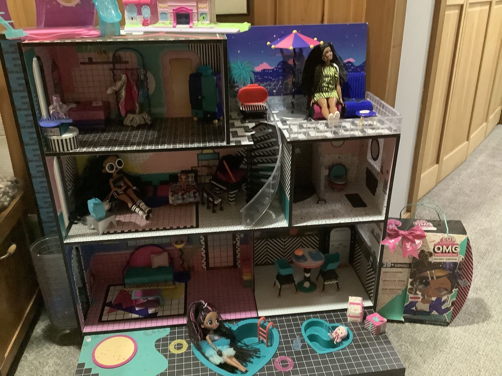 LOL Doll House