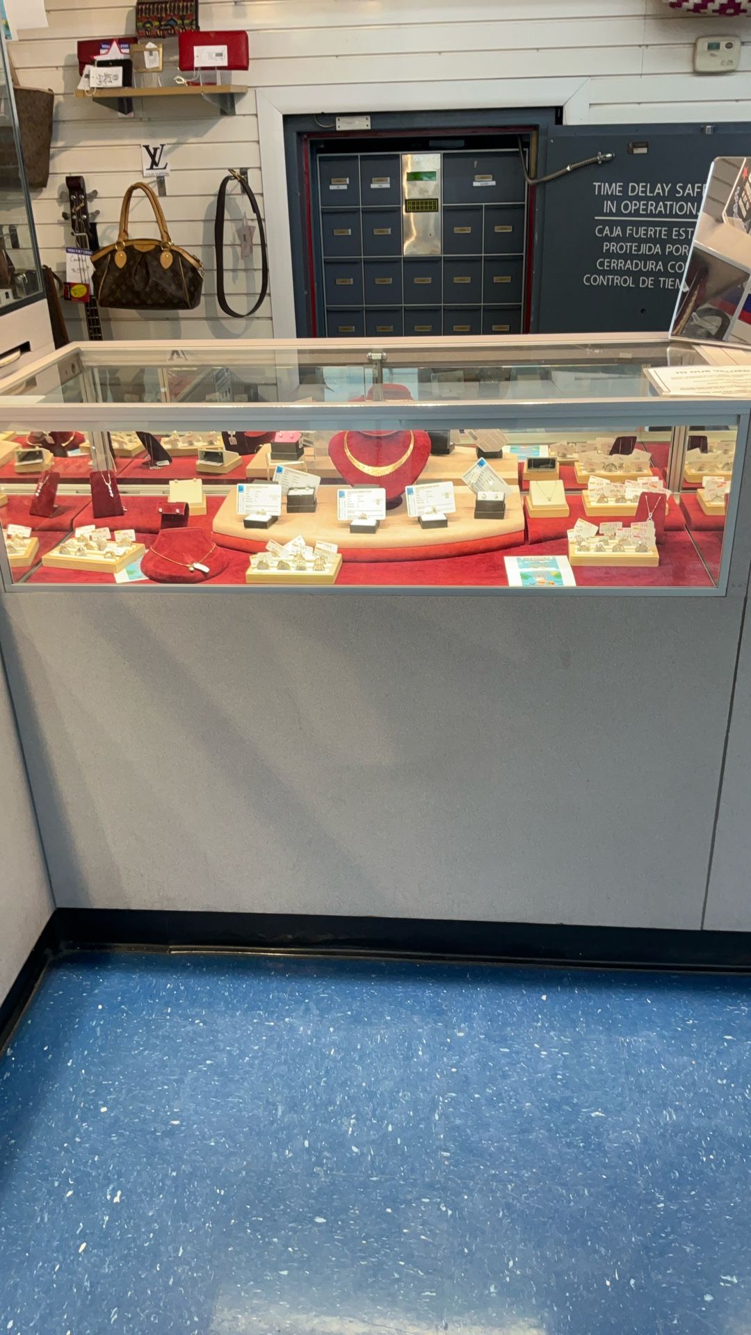 ‼️‼️WE ARE BUYING JEWELRY‼️‼️