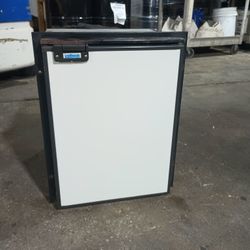Isotherm Fridge For Boat Or Rv