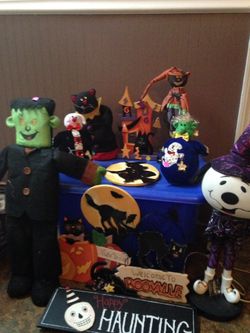 Halloween decorations pictures knock knacks