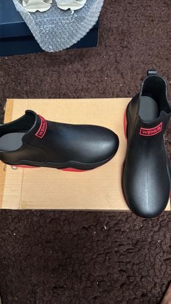 Water 💦 proof shoes
