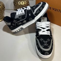 New LV Men’s Shoes. 