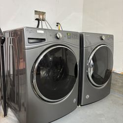 Whirlpool Washer & Dryer 