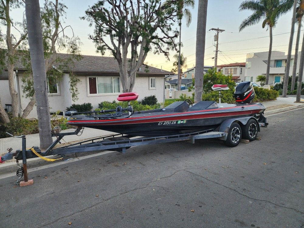 Gambler Intimidator Bass Boat