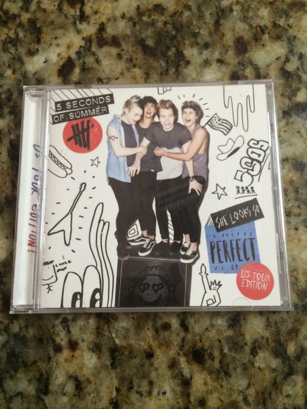 5 Seconds of Summer - She Looks So Perfect EP