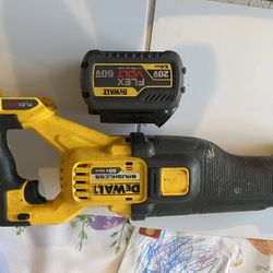 FLEXVOLT 60V MAX Cordless Brushless Reciprocating Saw with (1) FLEXVOLT 6.0 AH Battery