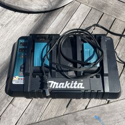 Makita Battery Charger 