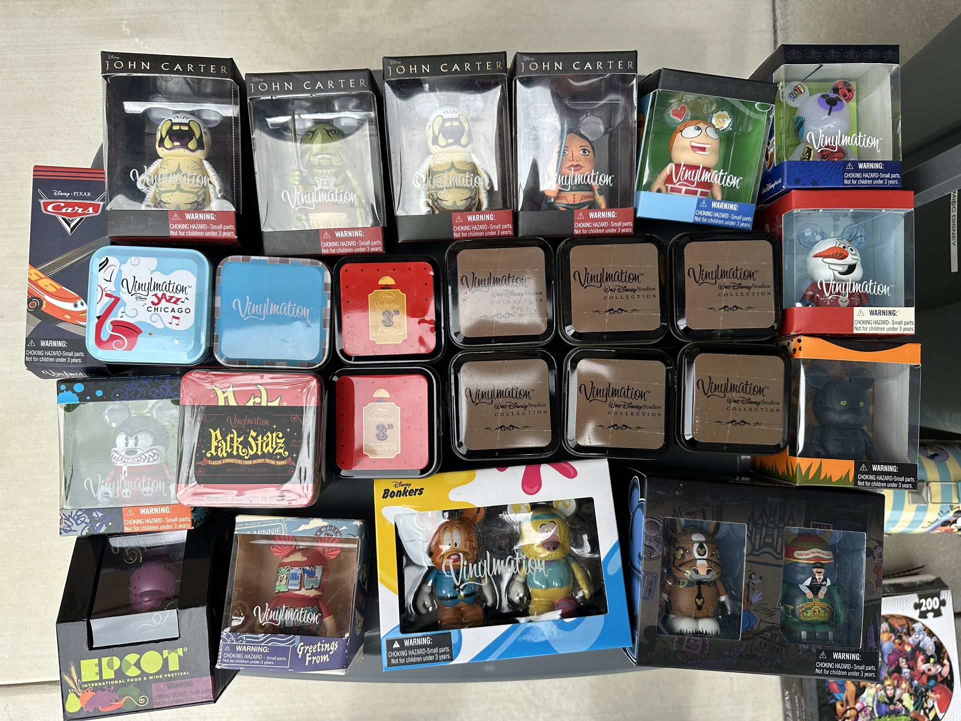Disney Vinylmation Collection, Disney Mug & Polar Express Bell