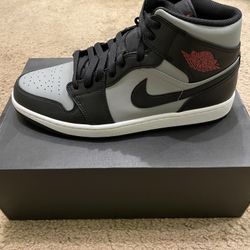 Jordan 1 Mid Shadow Red