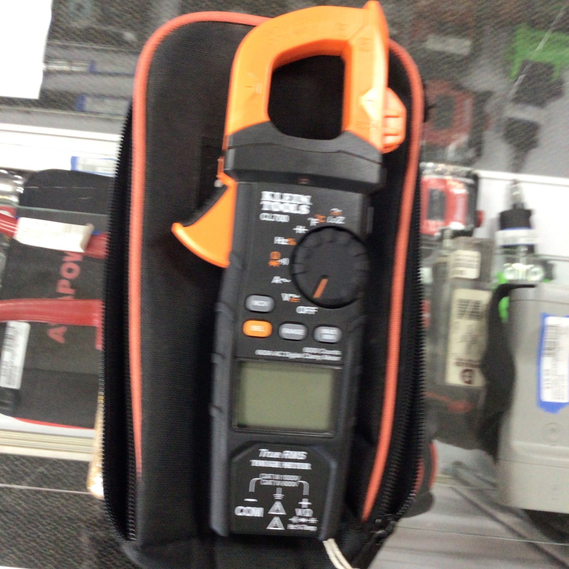 Klein Tools CL700 Digital Multimeter.                     RSP027597