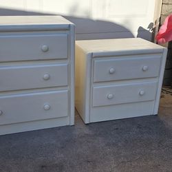 ** 3 Drawer Wooden Dresser + Wooden Nightstand set**( Measurements On Description)