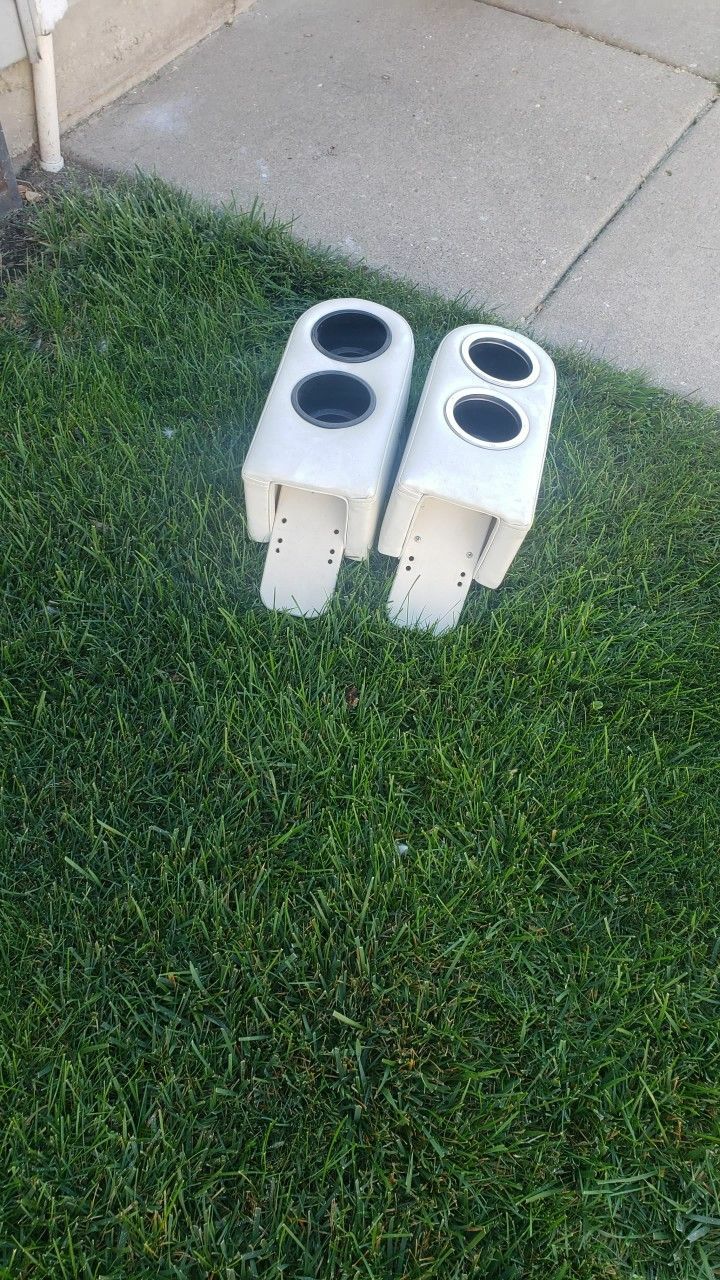 pontoon arm rest