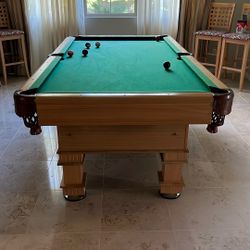 Full Size Pool Table With Cue Balls 