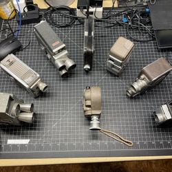 Retro/Antique/ Collectible still And movie cameras