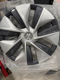 Set of 4 OEM Tesla Model Y Wheel Covers