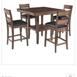 Gently Used Table and 4 Chairs 