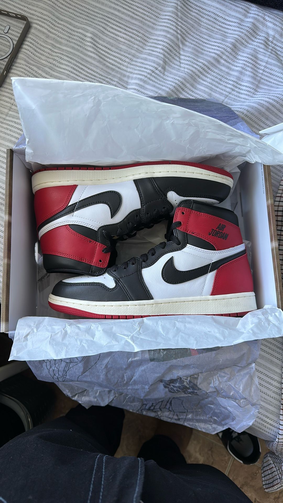 DS air jordan 1 high og  Sz 9.5 