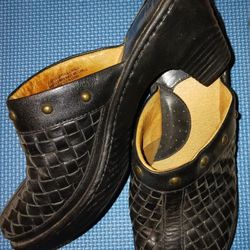 Børn Size 9 Mules. Leather, Like New