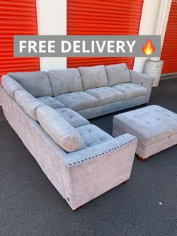•Free Delivery• Costco Sectional Couch