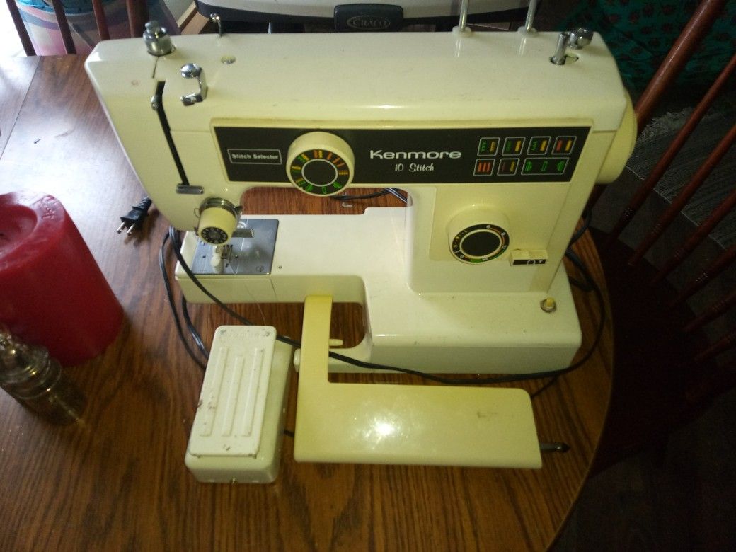Vintage Kenmore 10 Stitch Sewing Machine