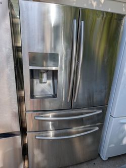 Samsung French Door Refrigerator (Delivery available)