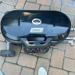 Coleman Roadtrip Grill