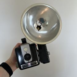 Vintage Camera (Brownie Hawkeye Camera Flash Model)