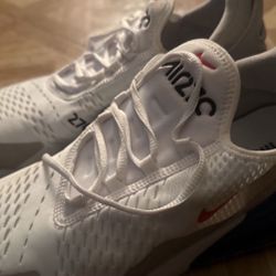 Nike Air Max 270
