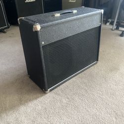 2x12 Peavey Cab 
