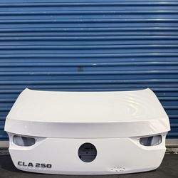 Mercedes CLA CLA250… 2020 2021 2022 2023 Rear Trunk Deck LID Tail Gate OEM