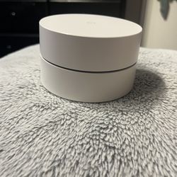 Google Dual-Band Mesh WiFi Router