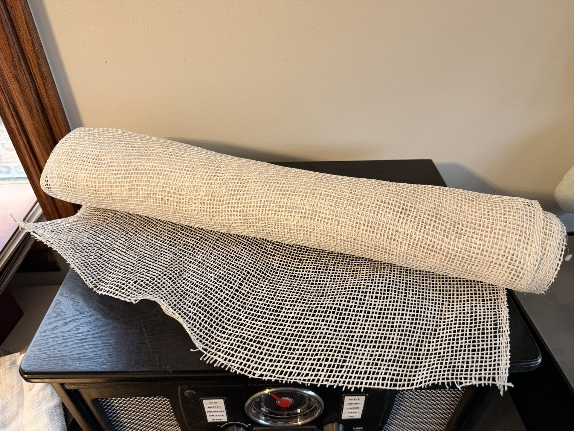 Poly Burlap Mesh - White