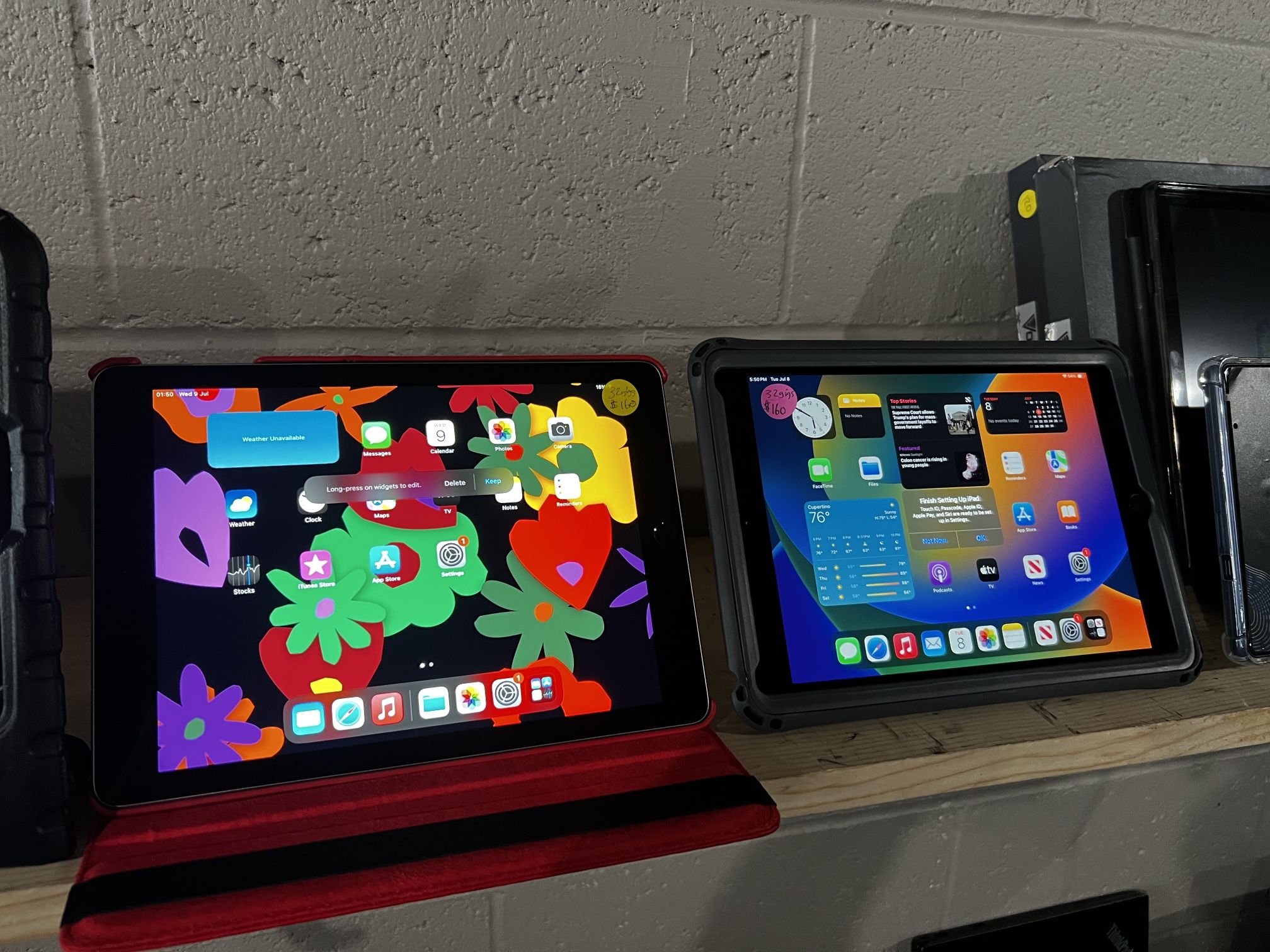 iPads. W Color Cases