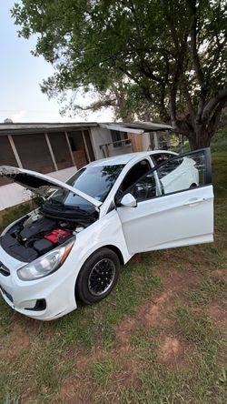 2012 Hyundai Accent
