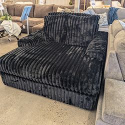 Luxury Chaise Chair