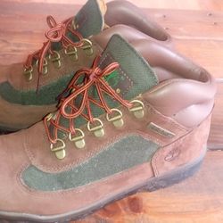 Timberland Beef & Brocs Field Boots Size 6 Youth