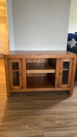 Tv entertainment center
